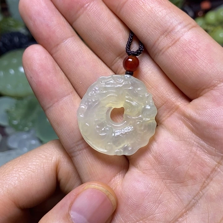 岫玉未镶嵌岫玉颈饰