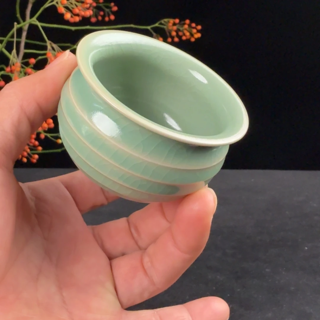 摆件汝瓷青绿釉炫纹杯