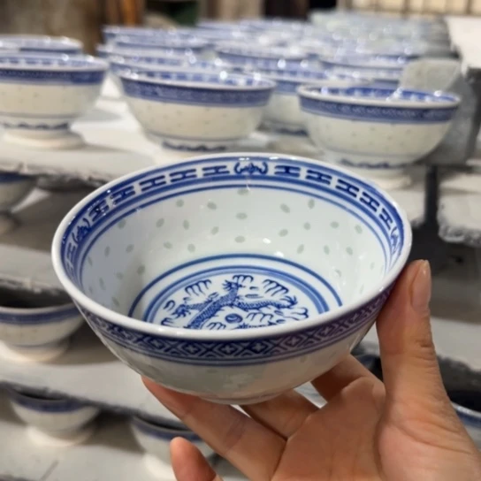 碗青花玲珑5寸饭碗