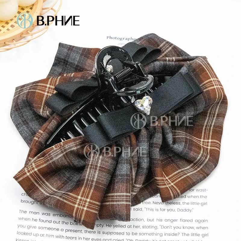 B.【贝菲】格纹棕灰时尚大抓夹优雅