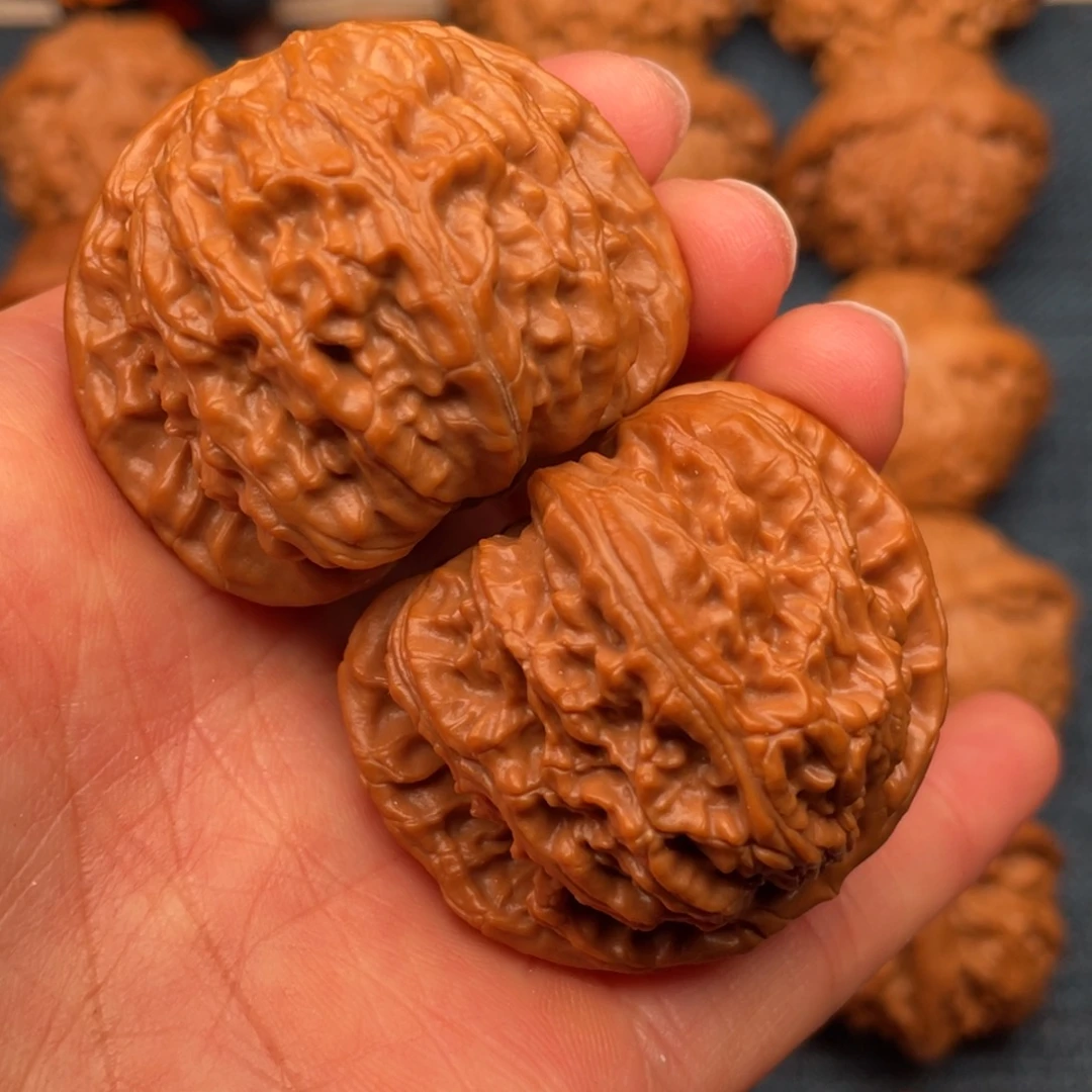 文玩核桃把件42闷白