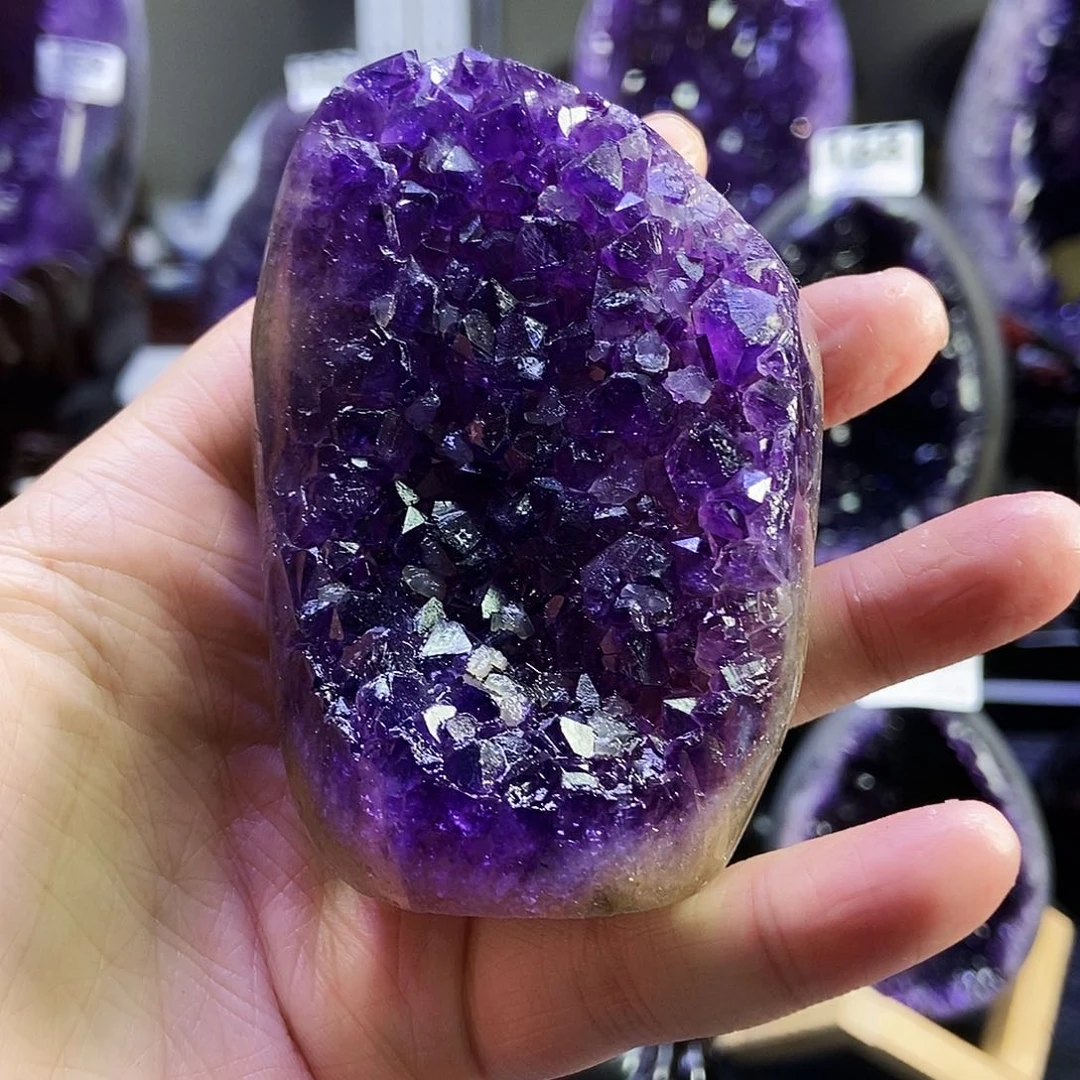 未镶嵌大型摆件（非配饰）紫晶