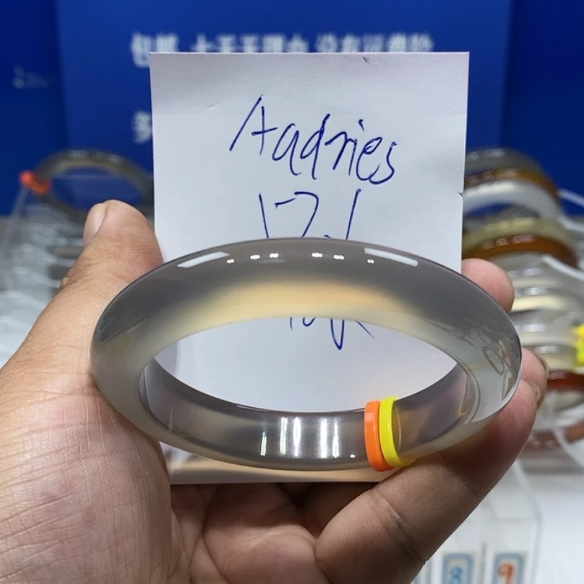 【闪购商品】玛瑙/玉髓手镯未镶嵌A****s