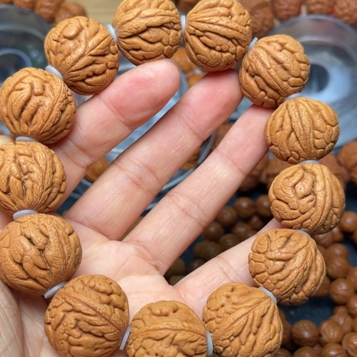 桃核手串龙纹桃核59