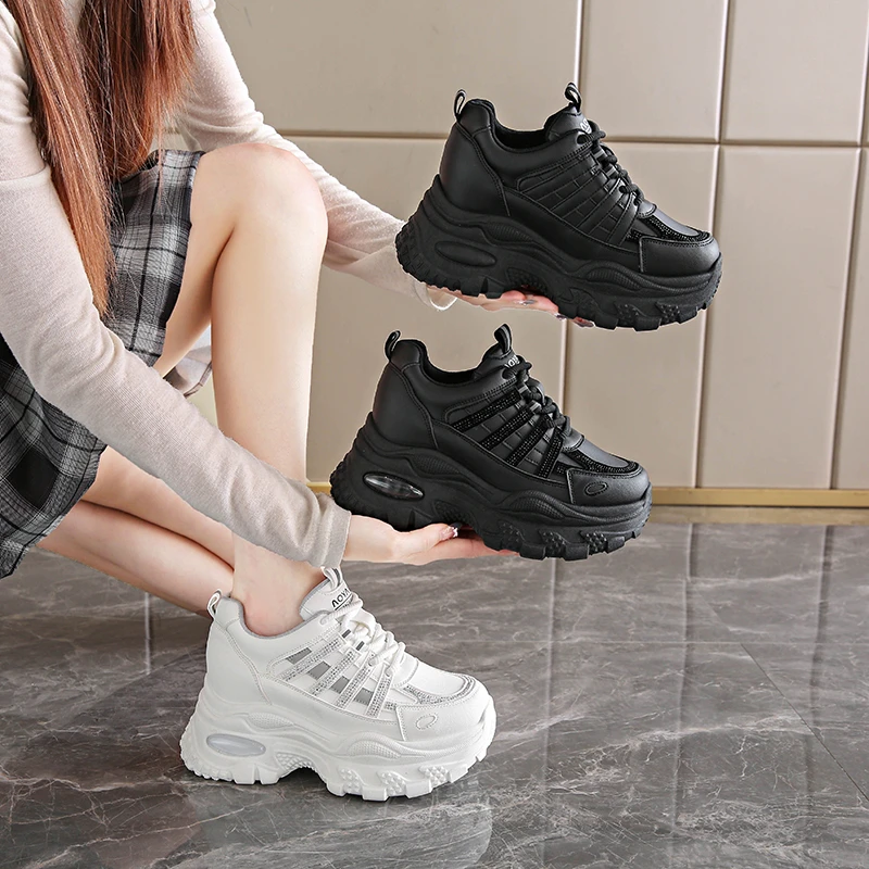 老爹鞋女款2025新款黑色小个子内增高厚底运动小白鞋冬季百搭爆款