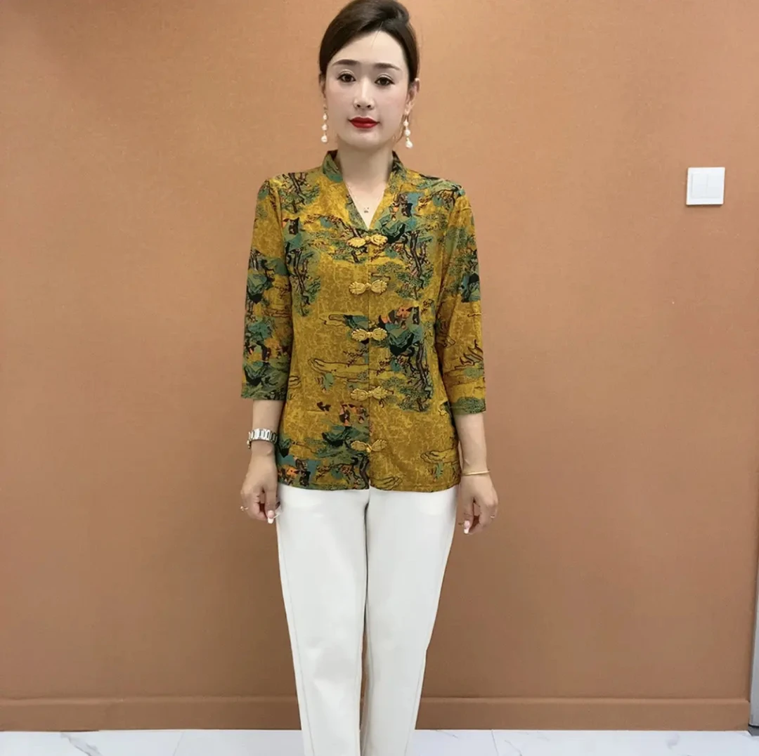 2025春季新款大码洋气显瘦中袖妈妈装减龄时尚印花纽扣小衫602款