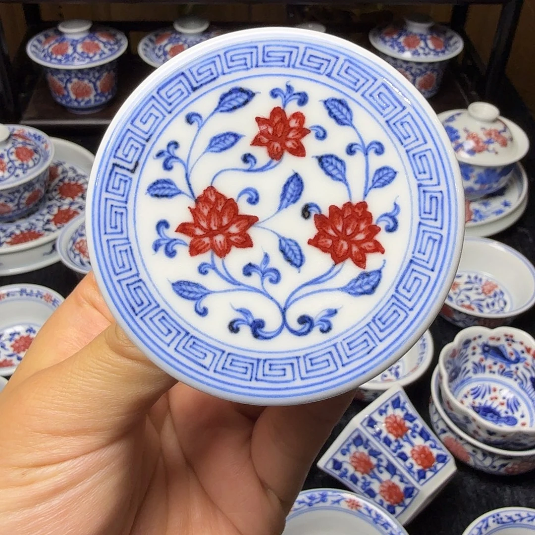 川***青花釉里红盖置活动款