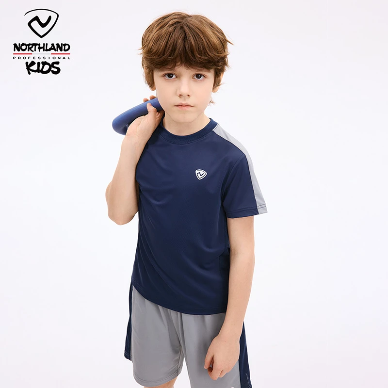 诺诗兰童装夏季凉感冰丝男童套装户外运动速干透气短袖短裤两件套