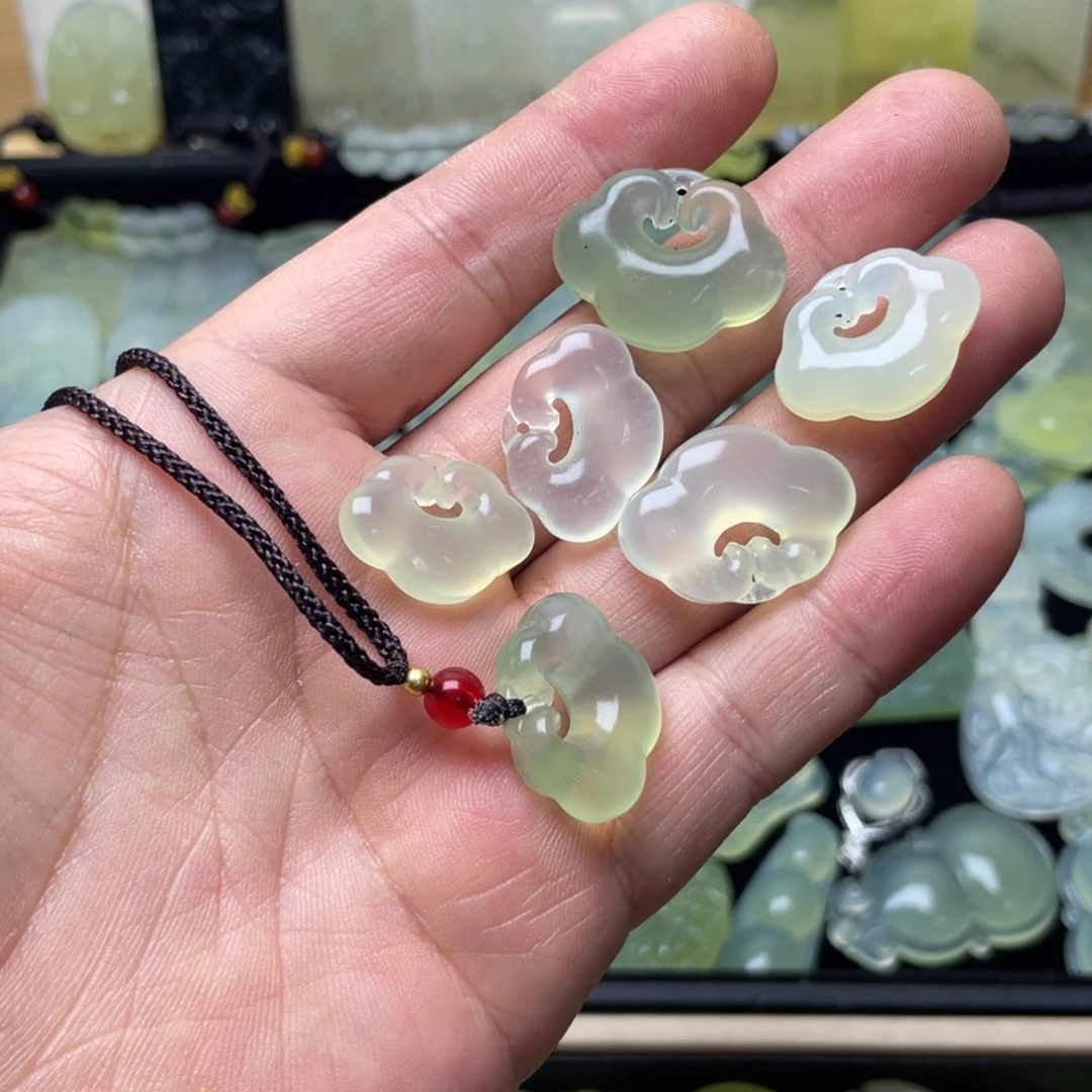 未镶嵌蛇纹石玉颈饰任选一个