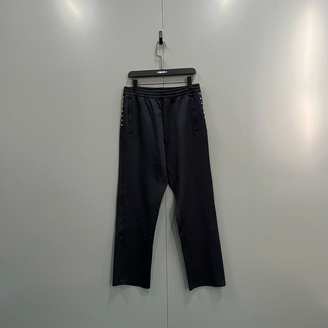 95新 Valentino/华伦天奴 mm 黑色铆钉长裤013991