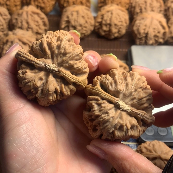 吊坠文玩核桃我****看粗筋