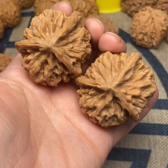 吊坠文玩核桃秦王三棱