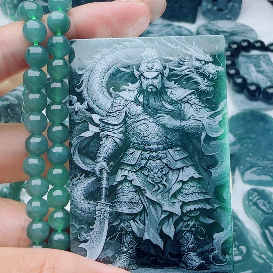 颈饰未镶嵌翡翠多样性发货天然的A货翡翠