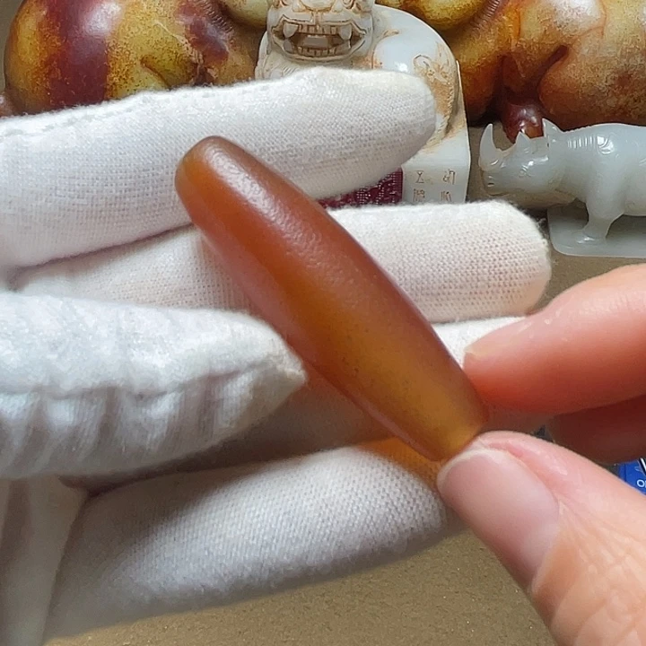 【京凡甄藏】………………..天珠