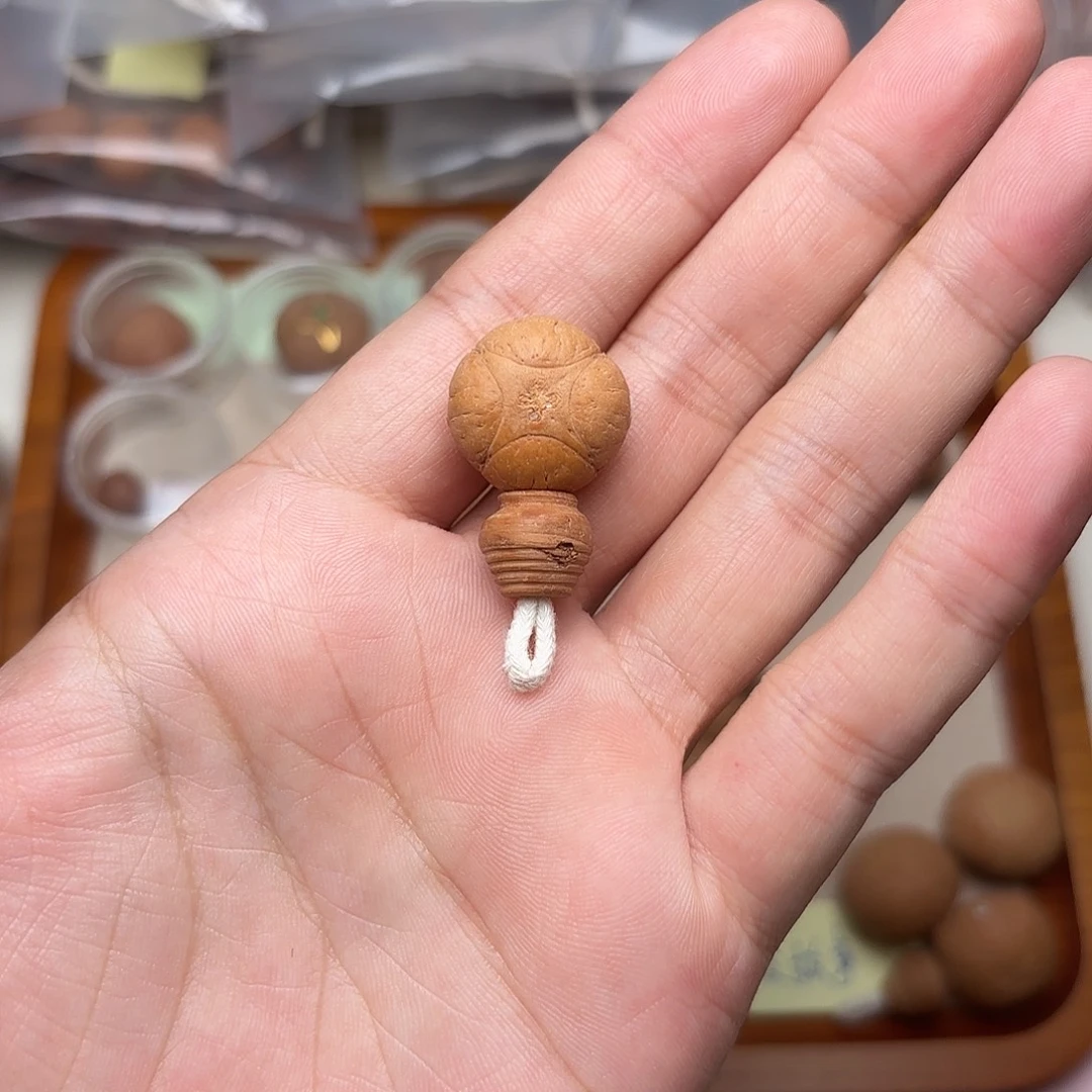 手串凤眼菩提麒麟三通18.3福利一颗