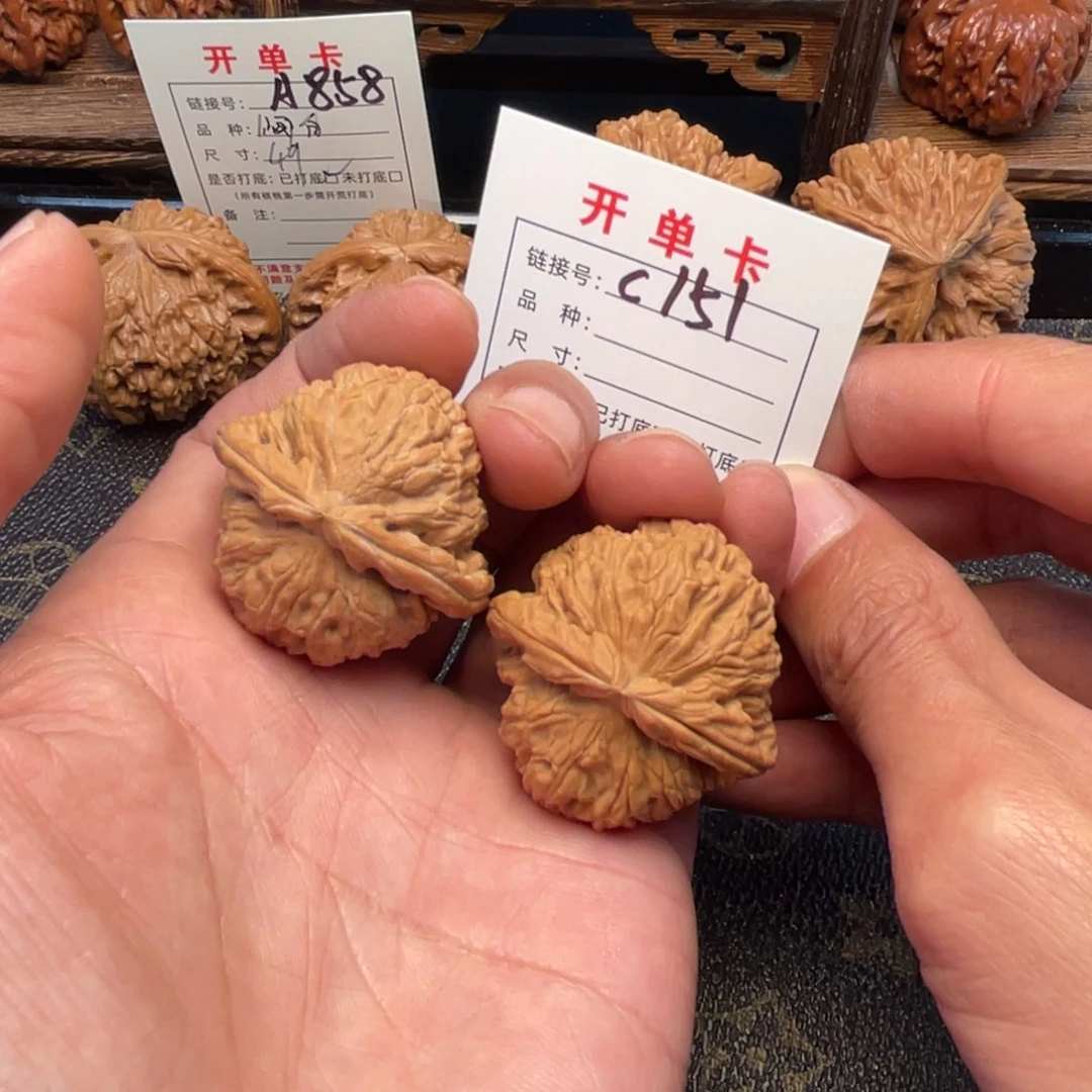 吊坠文玩核桃文玩核桃