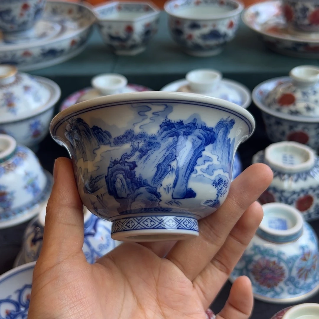 手绘柴窑经典山水压手杯