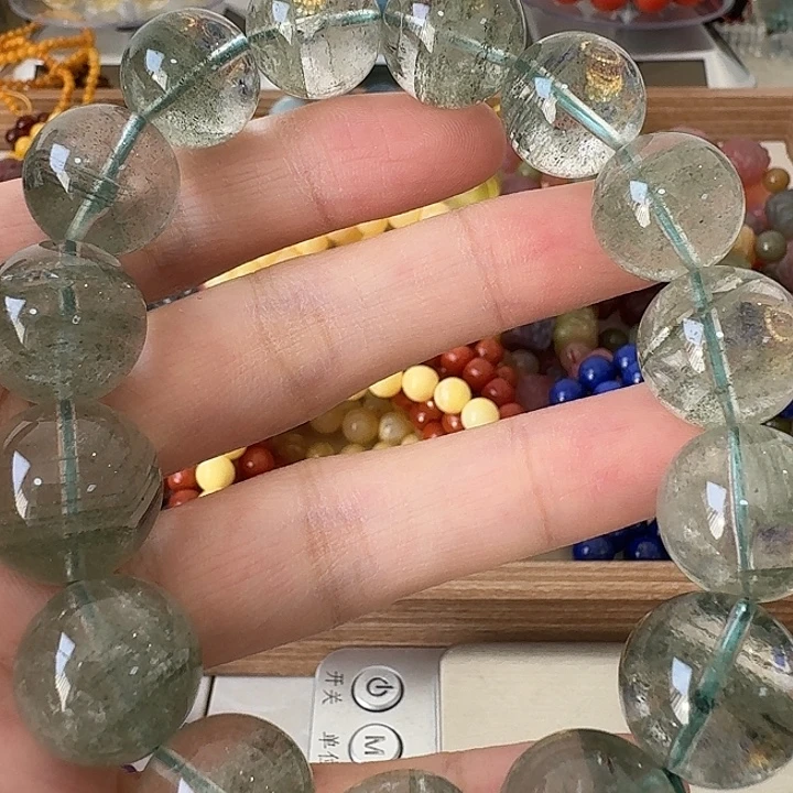 未镶嵌水晶手链矿坑