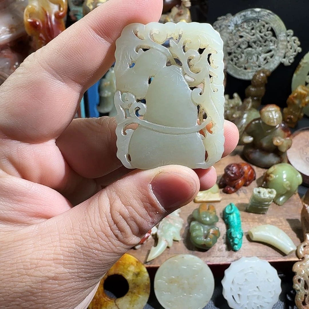 未镶嵌和田玉挂件