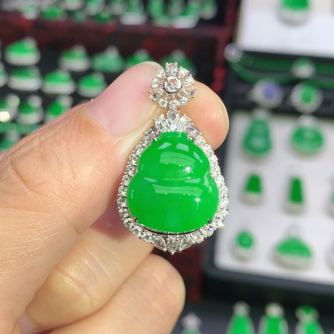 翡翠18K金镶嵌吊坠(不含链)