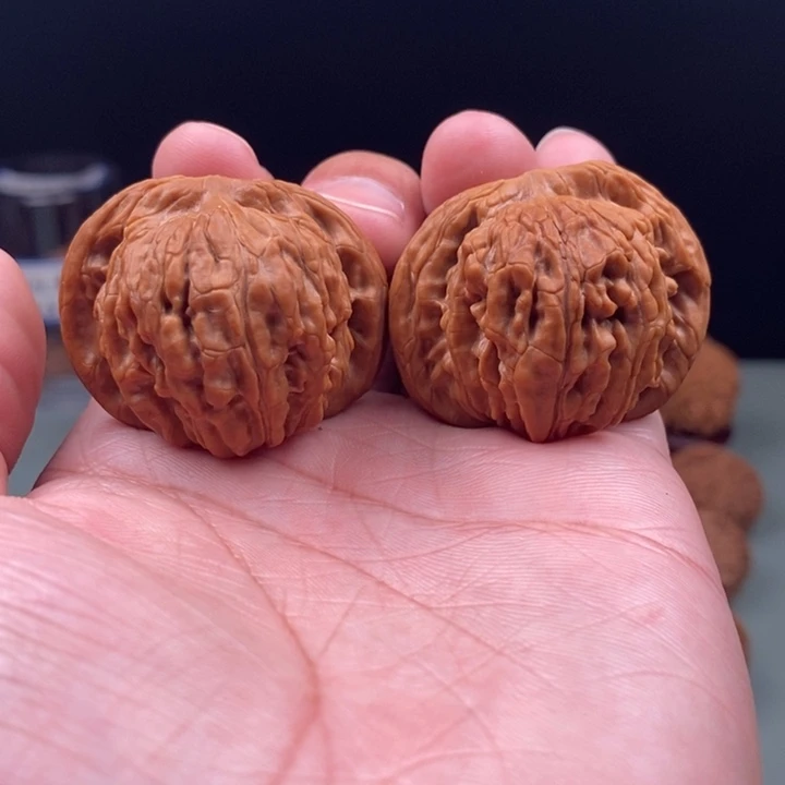 文玩核桃把件汉高楼40