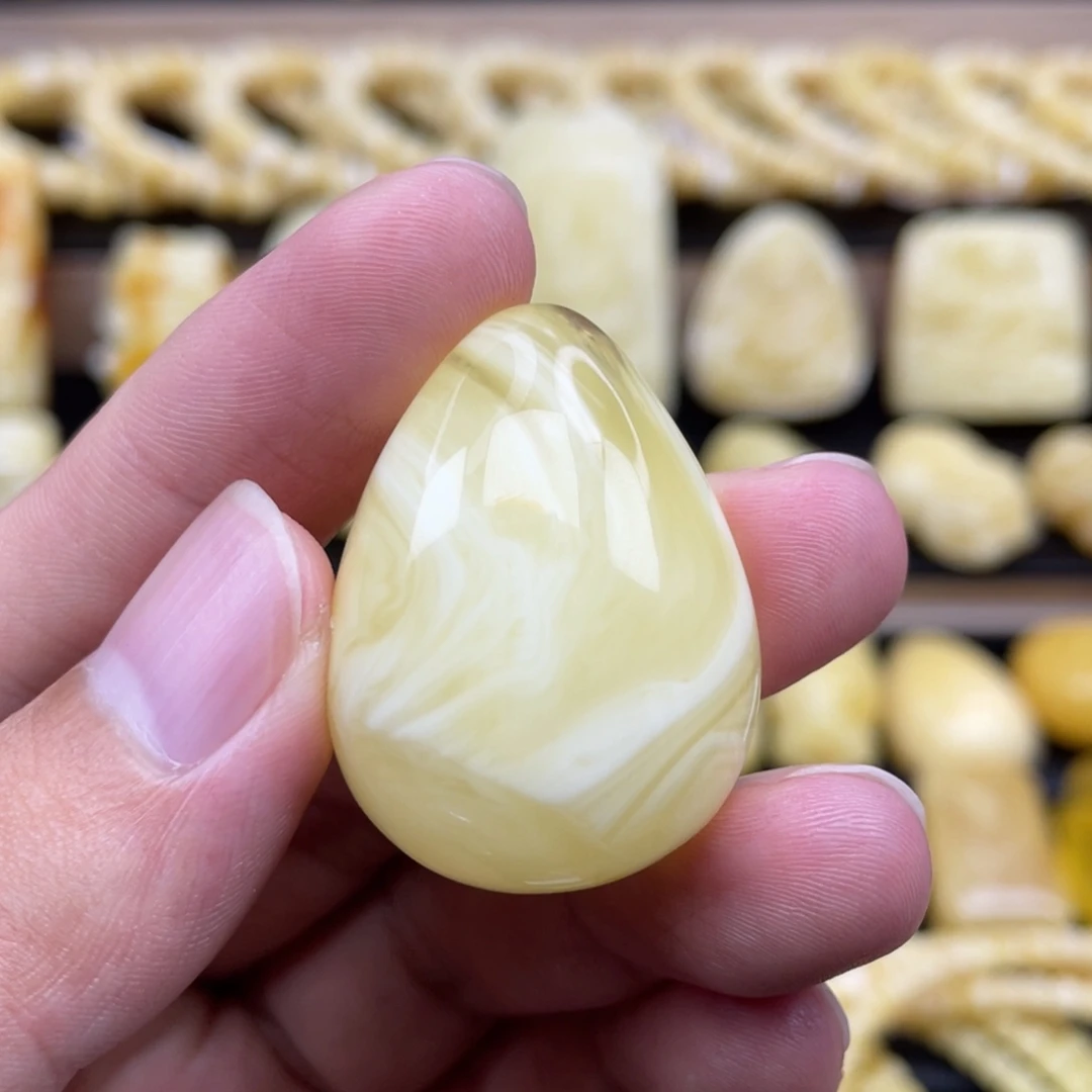 裸石琥珀未镶嵌琥珀蜜蜡