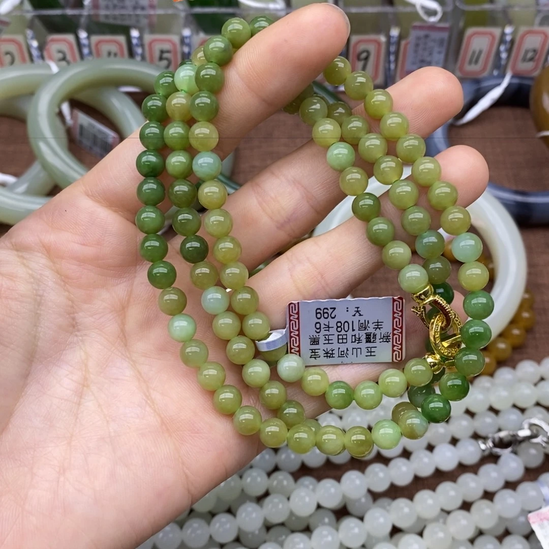 未镶嵌和田玉挂件卡6