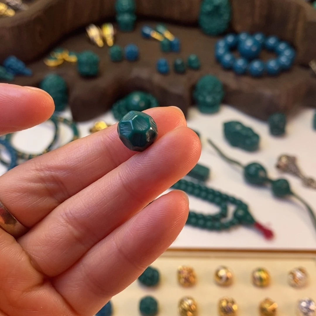 琉璃颈饰地狱色10mm无相