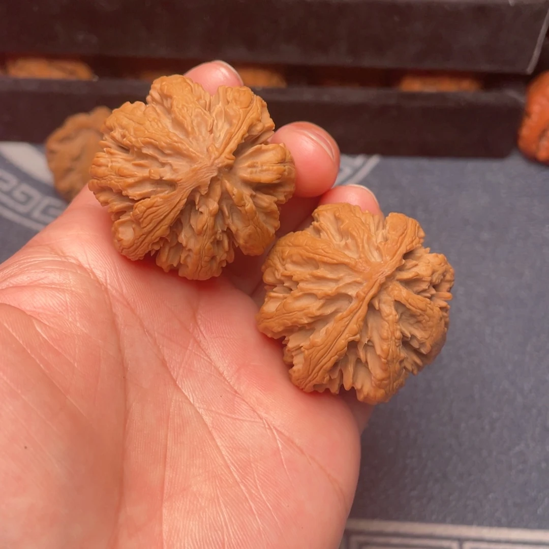 眰***恦吊坠桃核秦岭核桃13