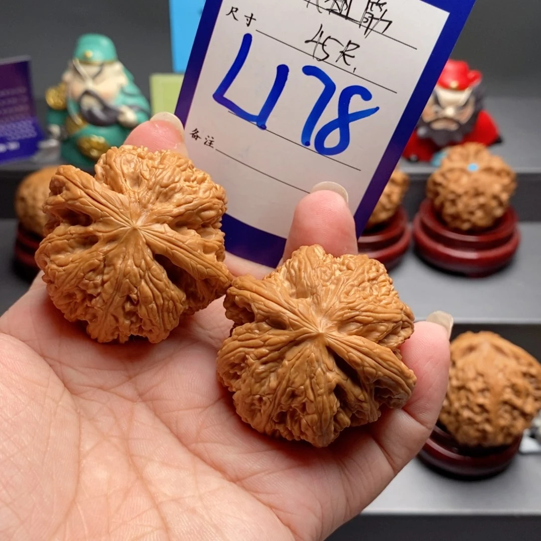 文玩核桃把件大粗筋45