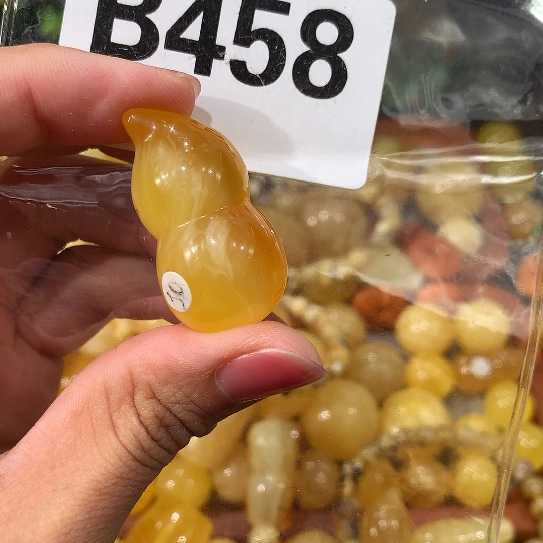 未镶嵌琥珀珠宝奇石