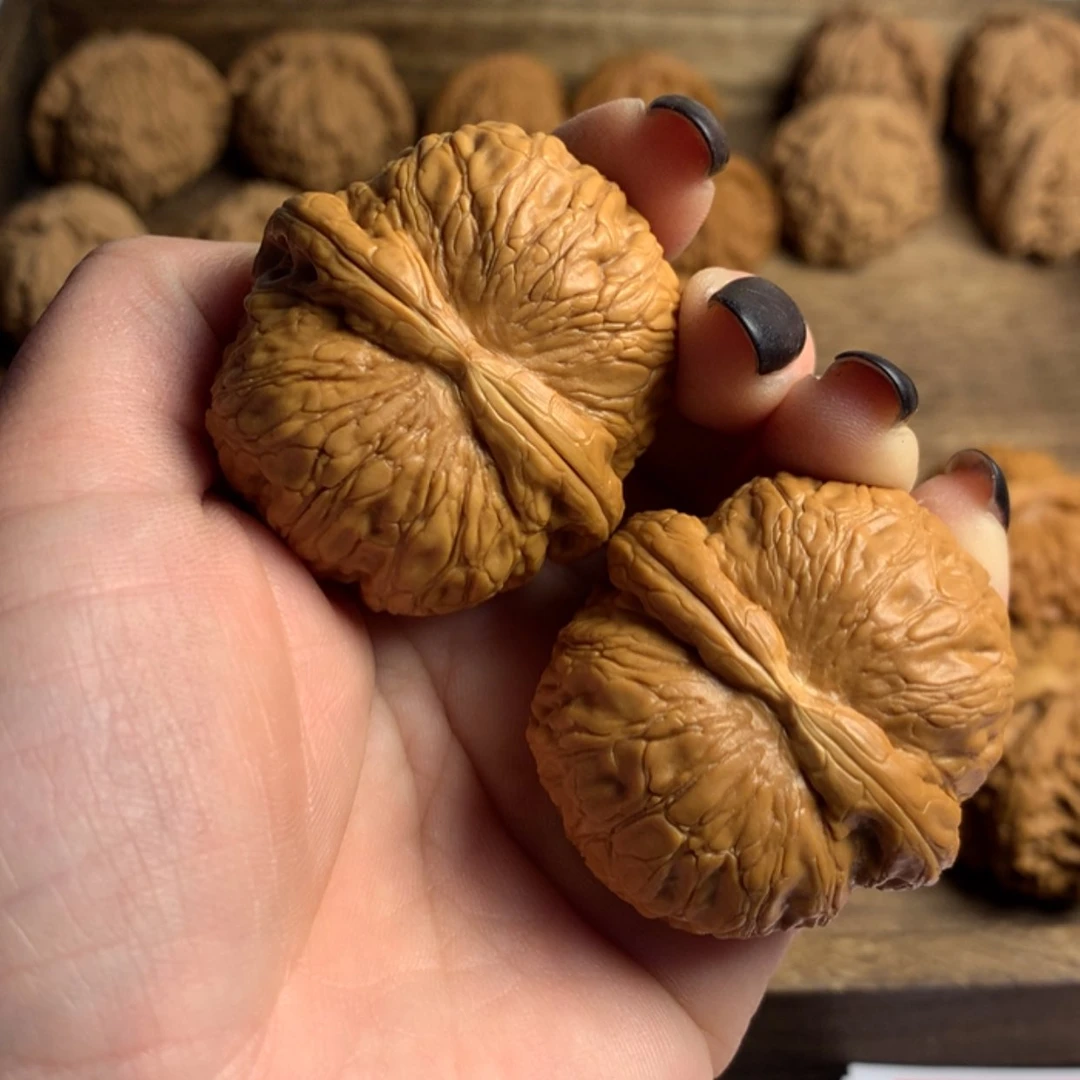 【闪购商品】文玩核桃吊坠巧*咖元宝