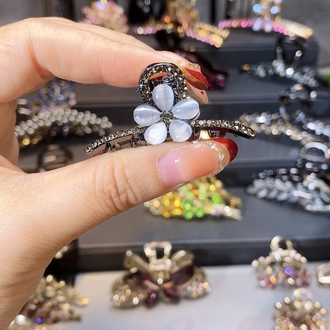 皮质铁合金一切就