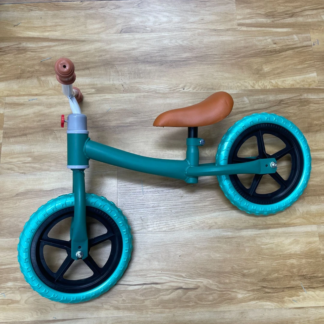 儿童学步车无脚踏溜溜车WS