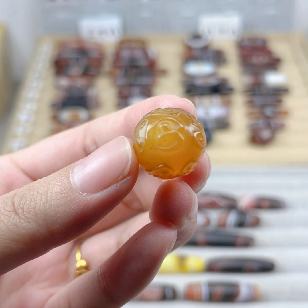 云***起合金颈饰玛瑙/玉髓