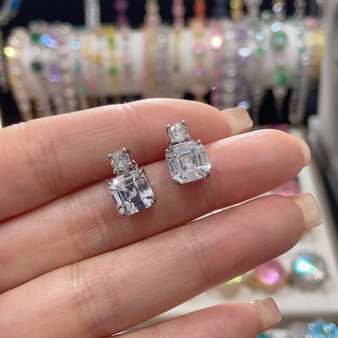 66锆石（处理）耳钉