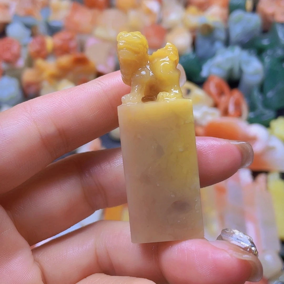 青田石印石北部黄