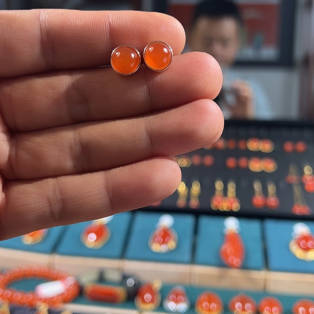 南红玛瑙银S925镶嵌耳饰