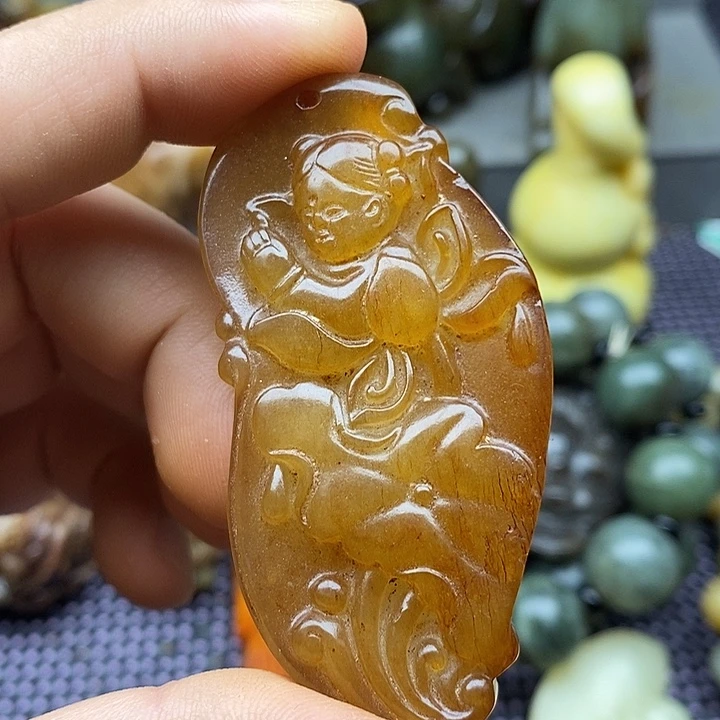 未镶嵌蛇纹石玉颈饰