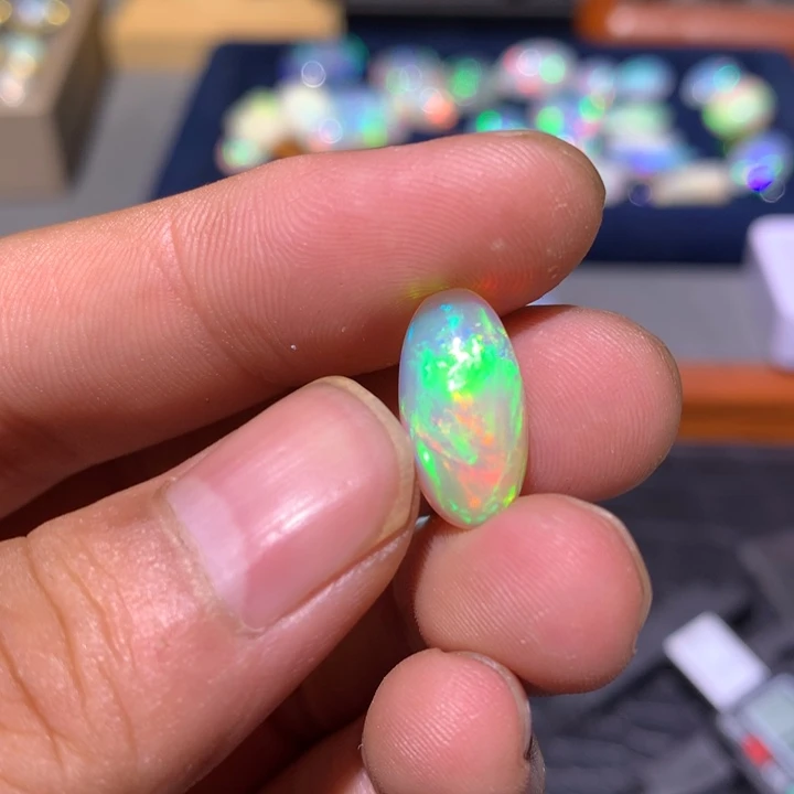 不***酱未镶嵌欧泊欧泊裸石