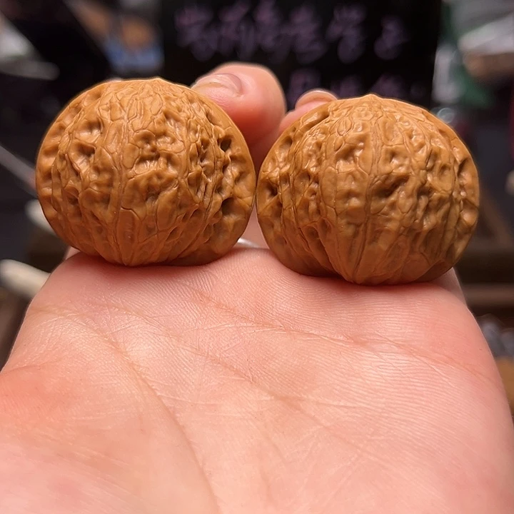 文玩核桃把件36尺铁锤妹妹90