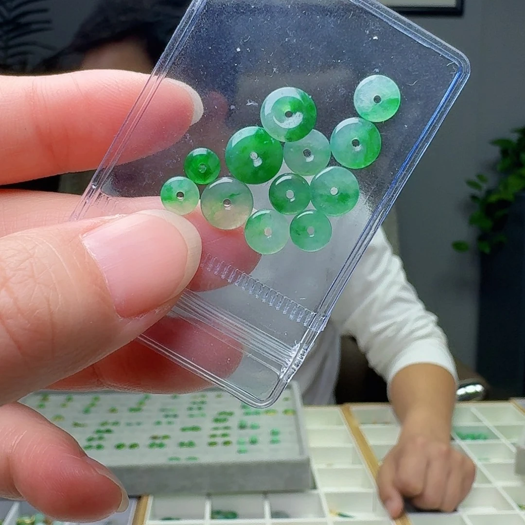 翡翠裸石多样性发货其一