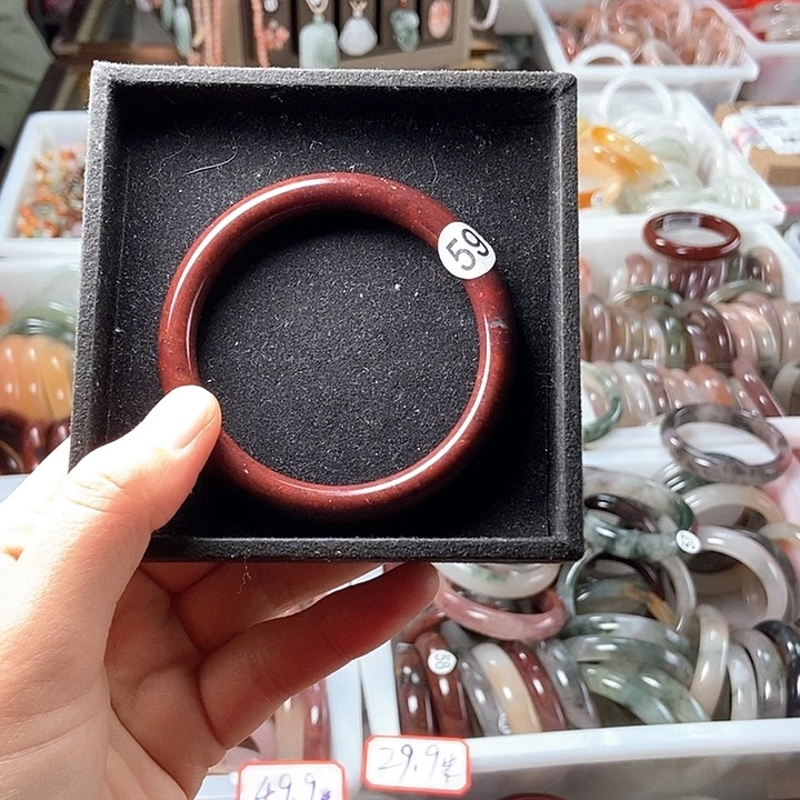 石英质玉未镶嵌手镯