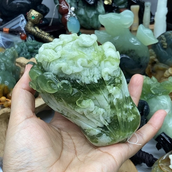 未镶嵌岫玉手把件