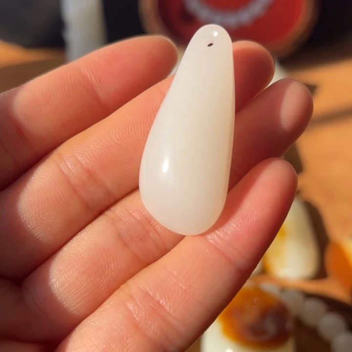 和田玉未镶嵌吊坠(不含链)