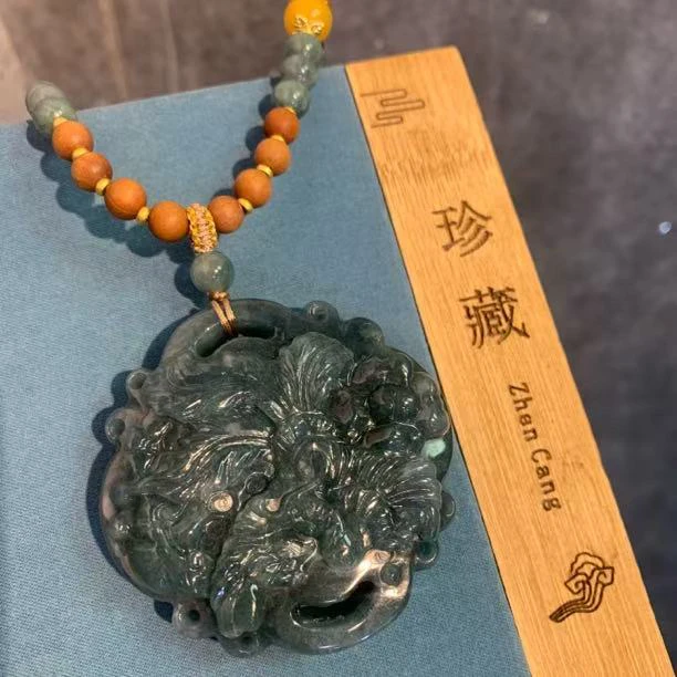 天然翡翠凤求凰寓意福气满满事事皆如意