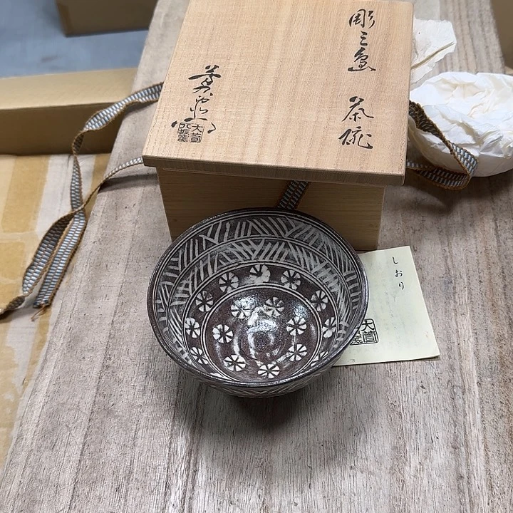 瓷片噗哈哈哈哈哈哈哈哈哈我