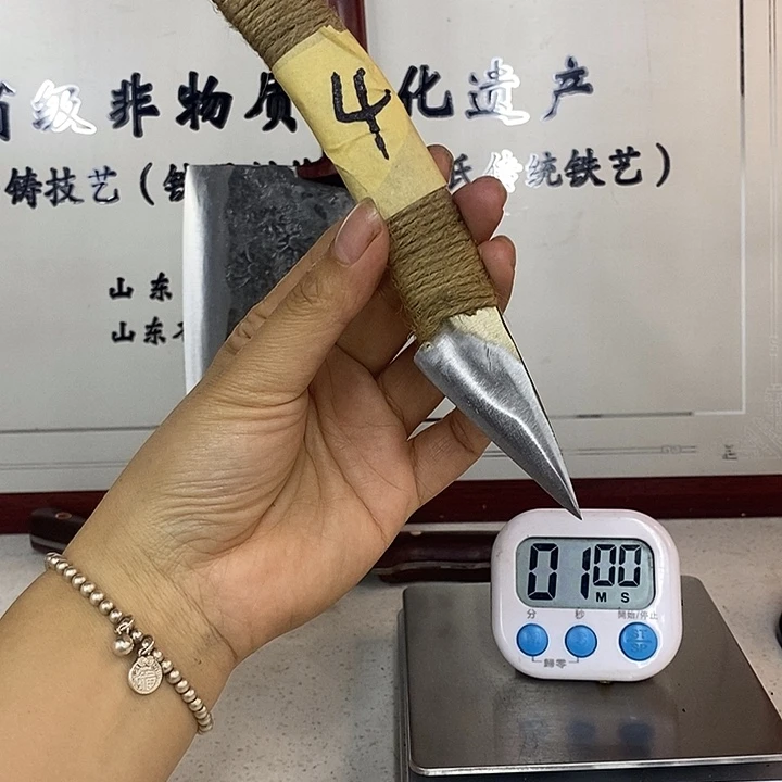 二***或金属4号王氏铁匠非遗传承