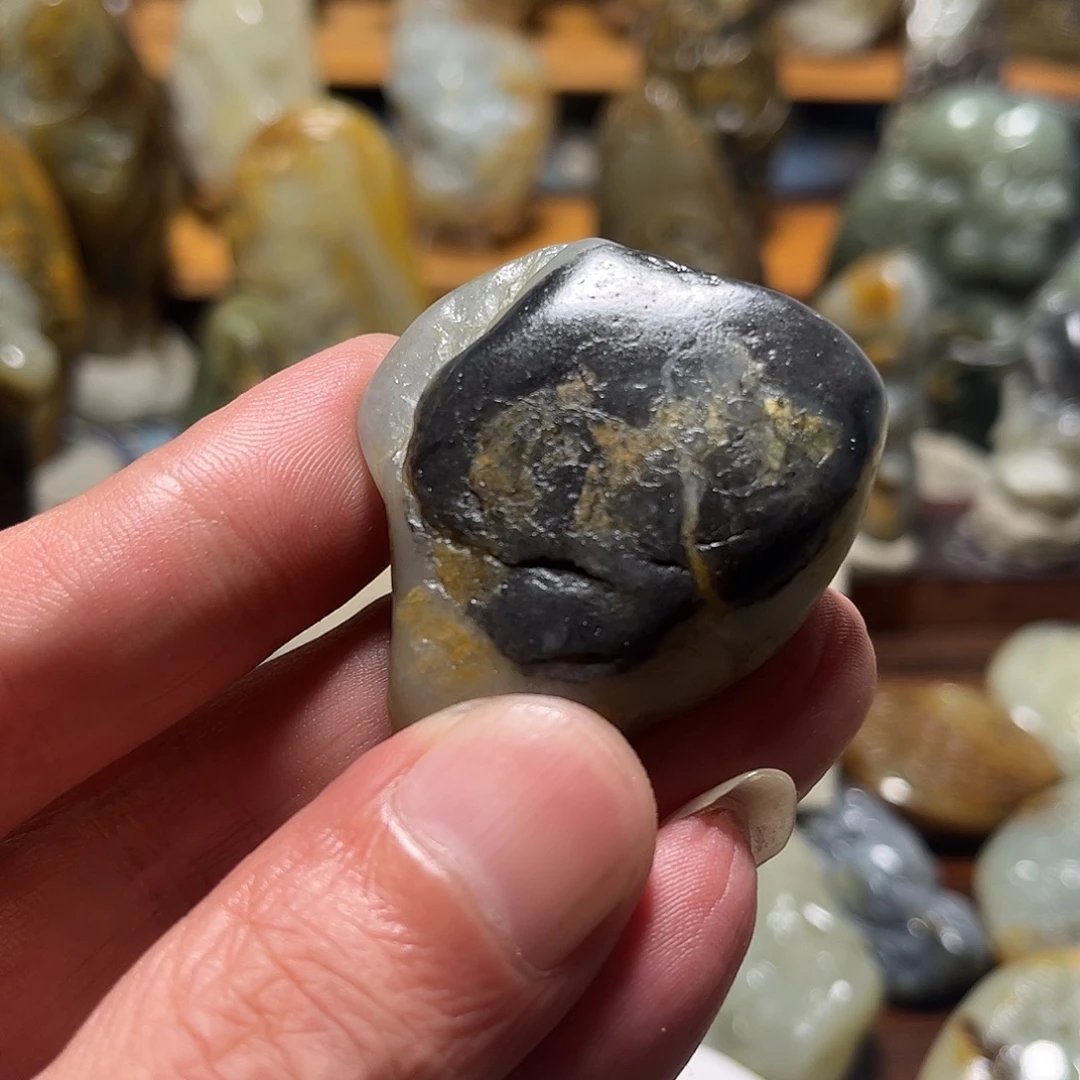 虎***印未镶嵌和田玉挂件