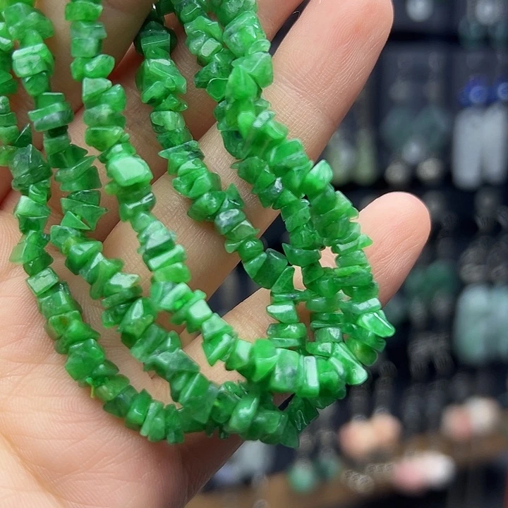 玉***曦银S925镶嵌翡翠耳饰